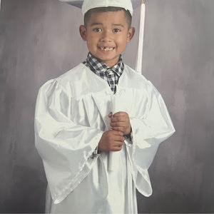 Meet your Posher, Adela